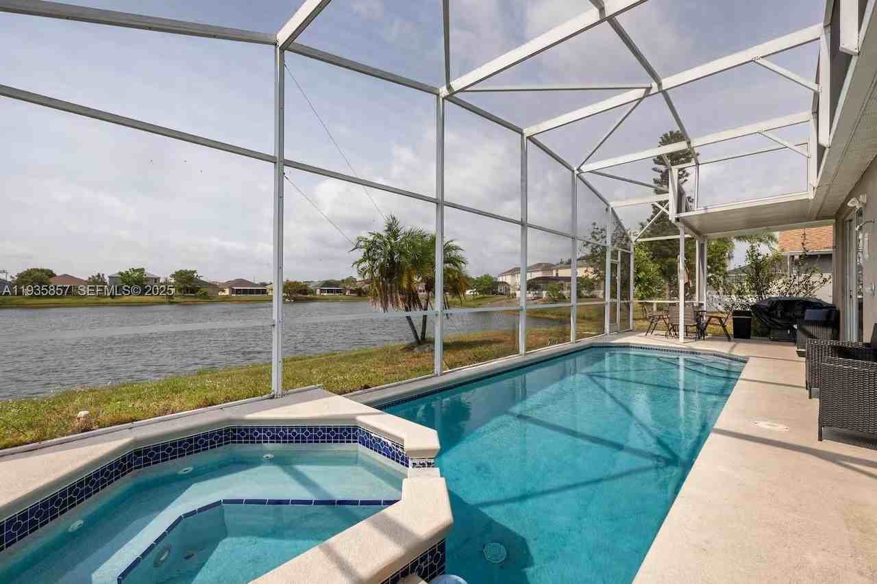 2139 Mallard Creek Cir #0 - Photo 7 of 23