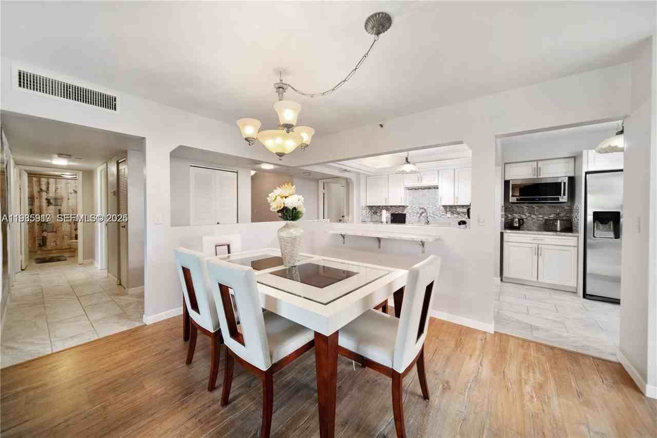 1850 Homewood Blvd #3090 - Photo 7 of 17