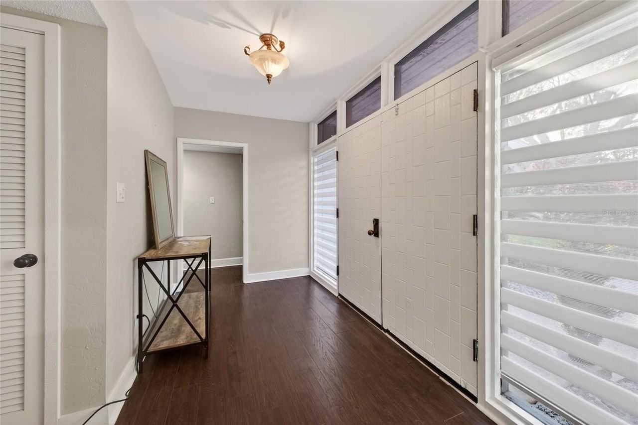 46 Nottingham Way - Photo 3 of 18