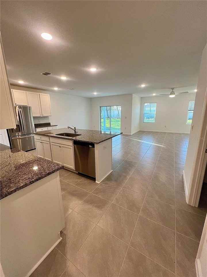 2407 Sw 165th Street Rd - Photo 6 of 50