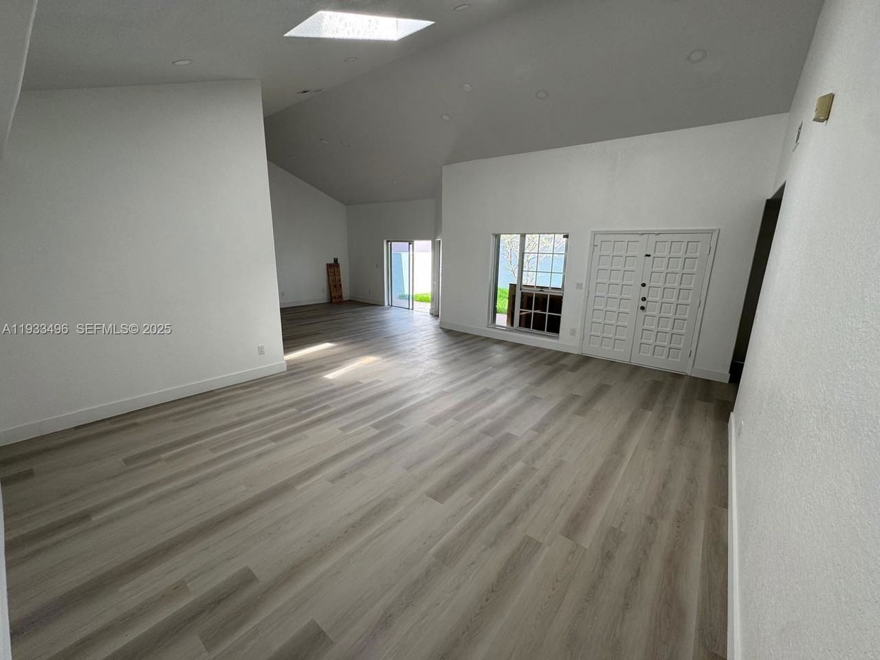 8754 Nw 149th Ter - Photo 5 of 8