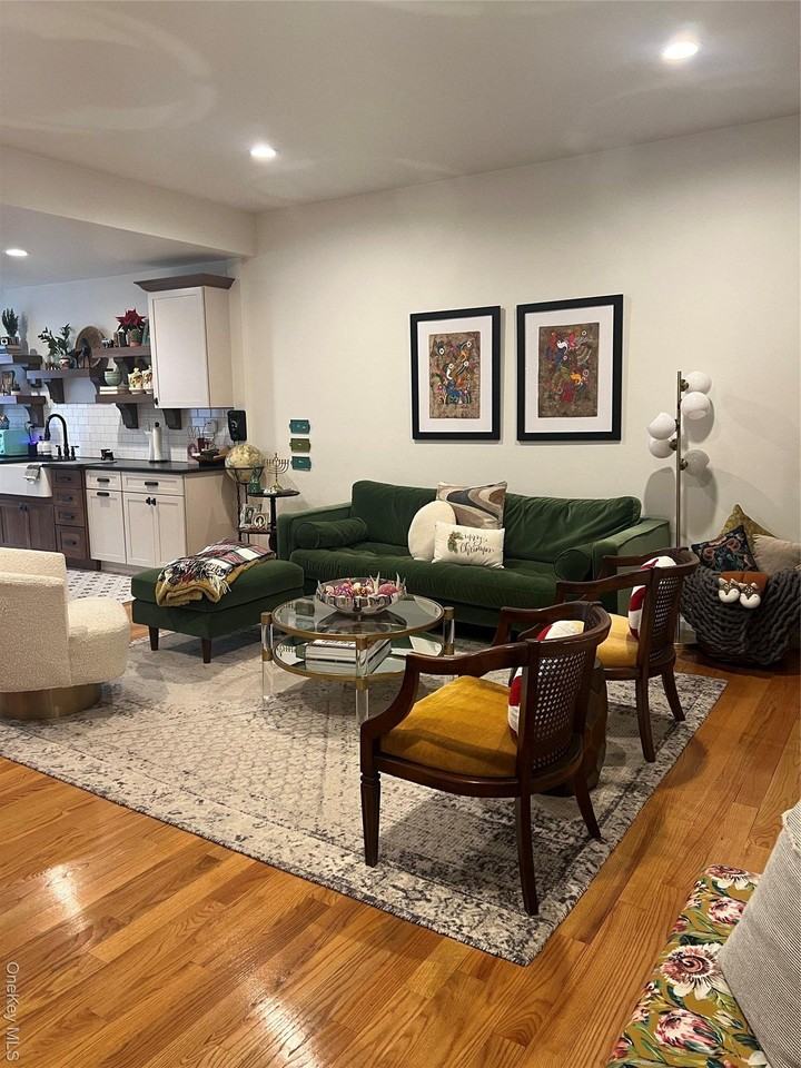 103 Filors Ln - Photo 4 of 23