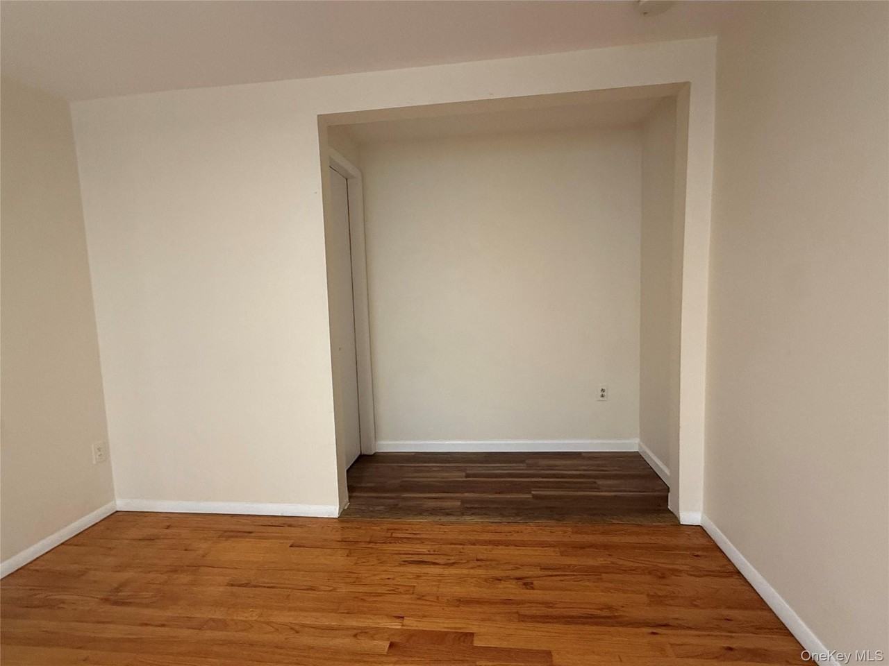 100 Pocantico St - Photo 6 of 16