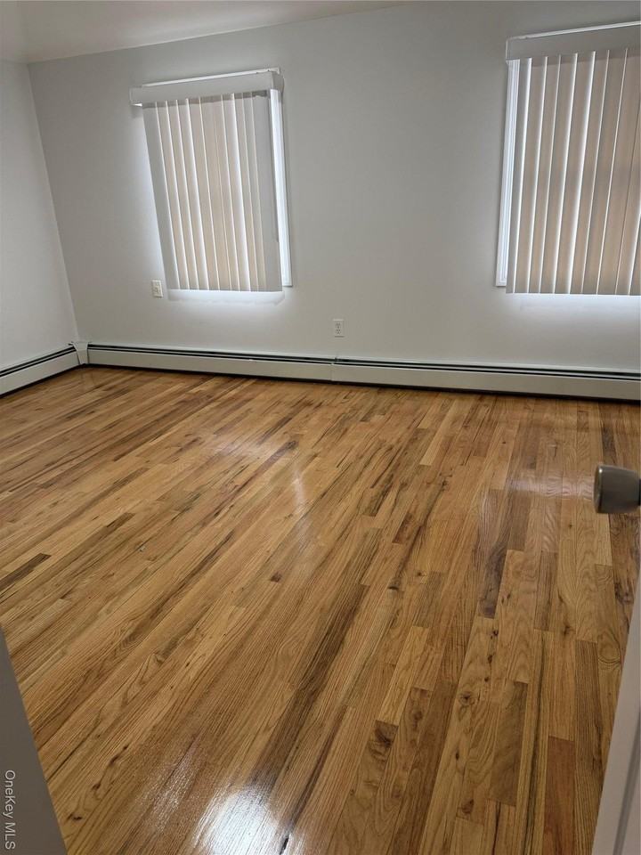 22118 91st Rd - Photo 4 of 7