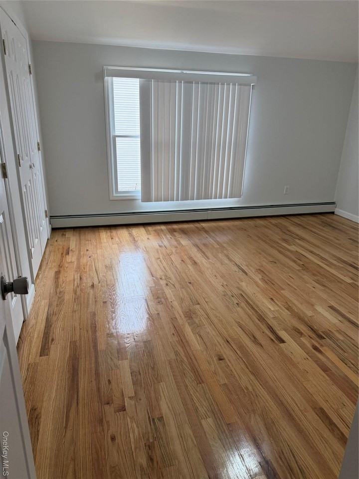 22118 91st Rd - Photo 5 of 7