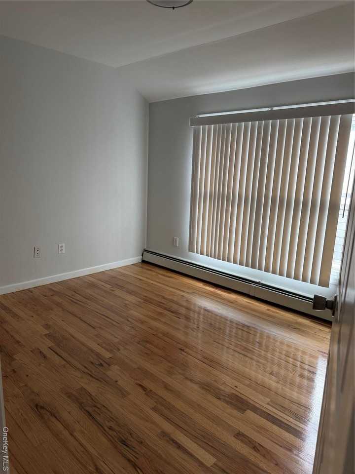 22118 91st Rd - Photo 6 of 7