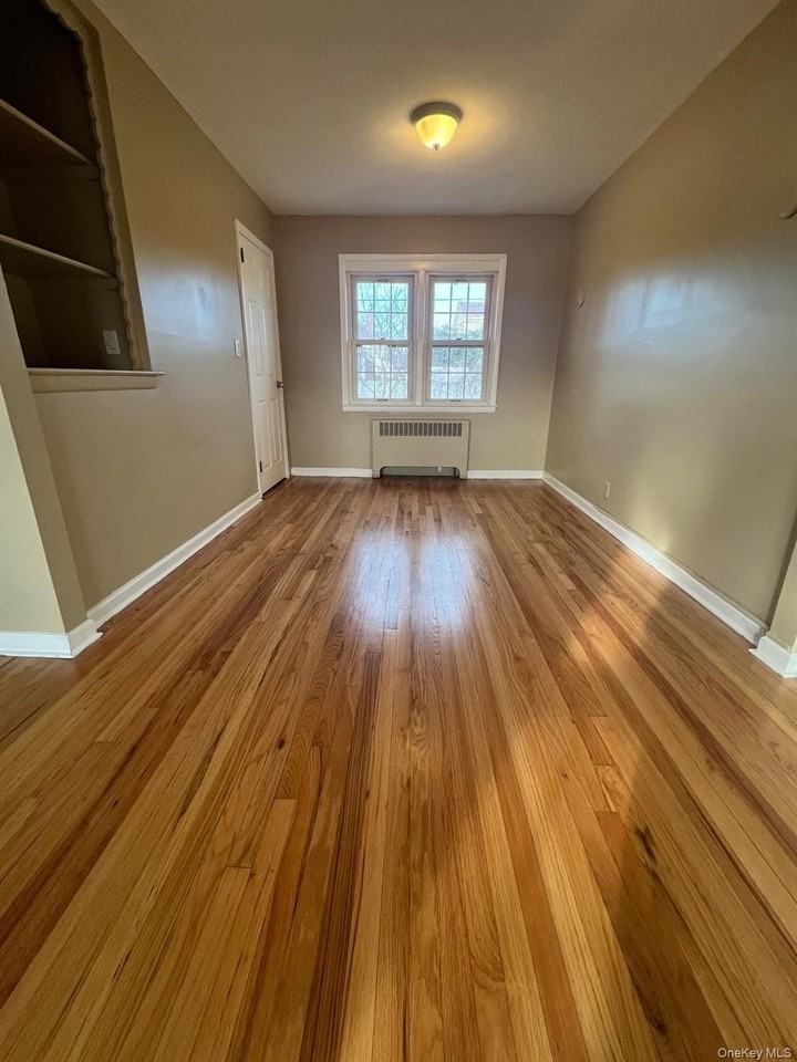 243 Lee Ave - Photo 3 of 16