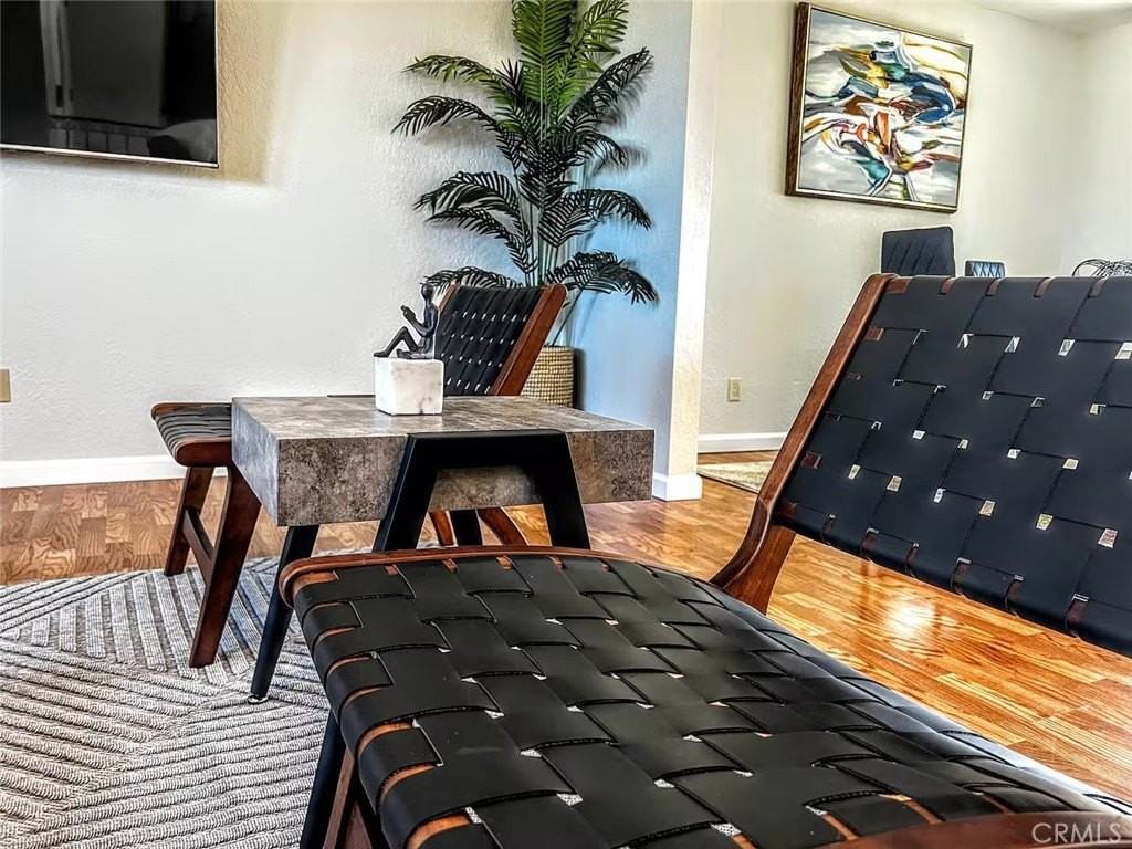 1811 Navajo Pl - Photo 5 of 27