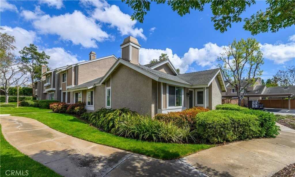 2 Hollowglen #7 - Photo 3 of 31