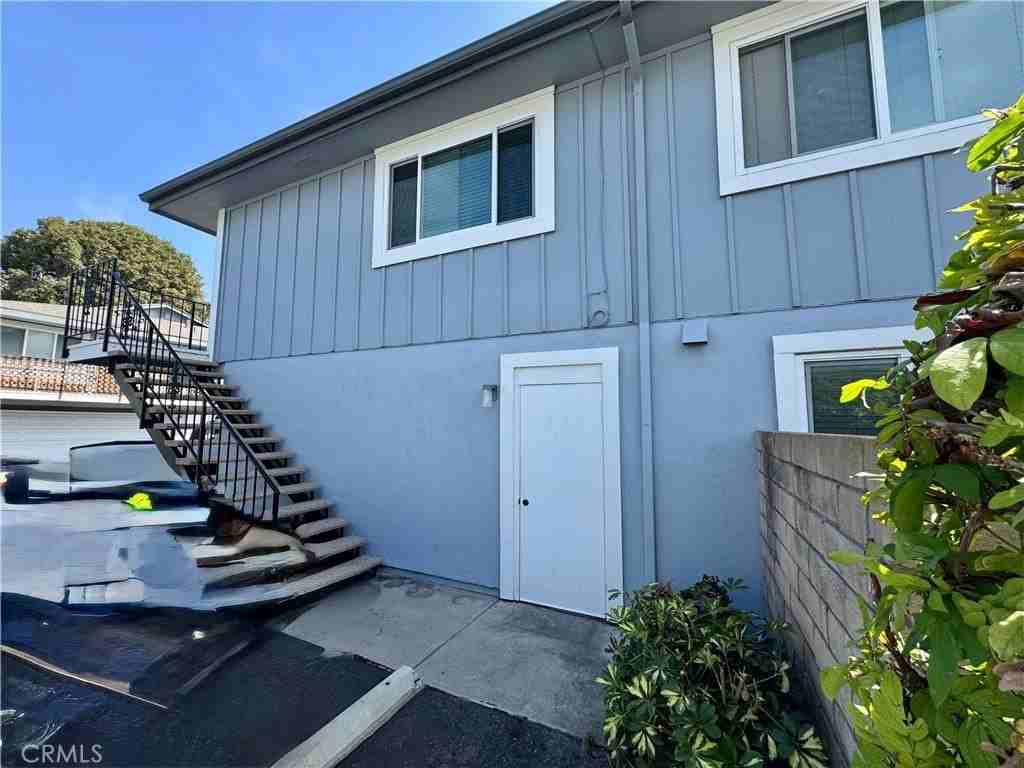 4638 Via Vista Cir - Photo 3 of 17