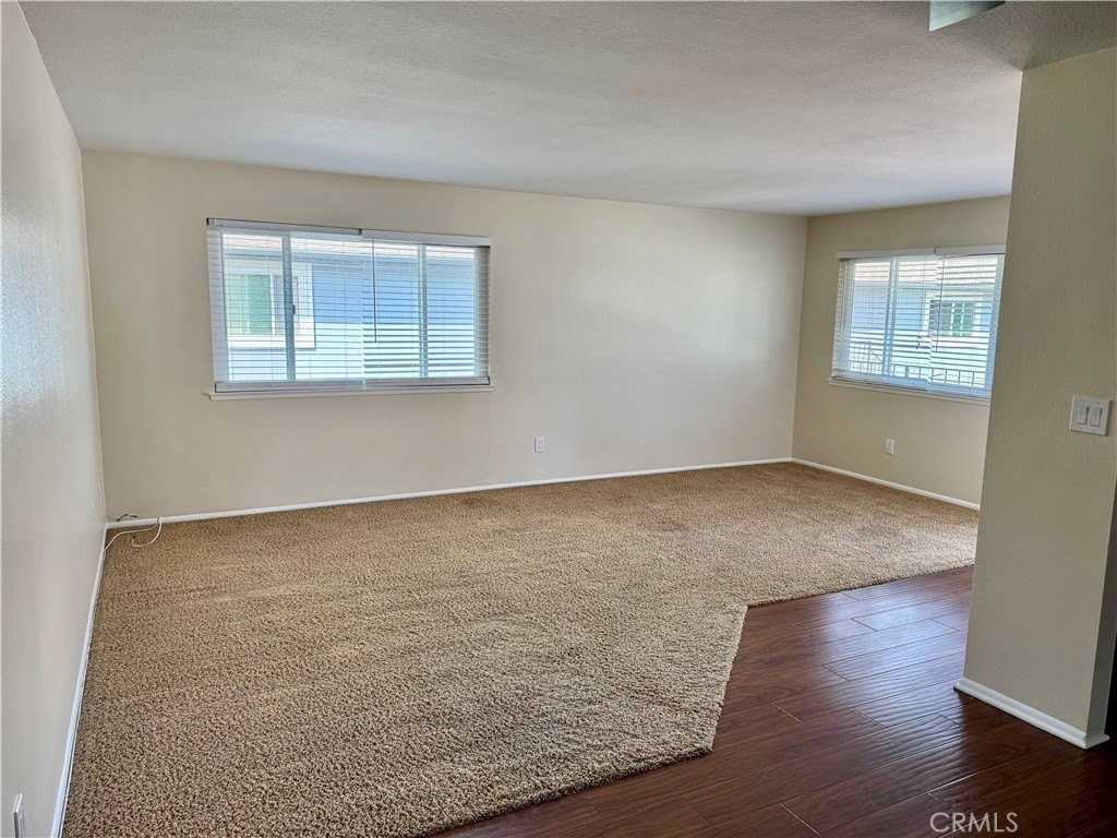 4638 Via Vista Cir - Photo 6 of 17