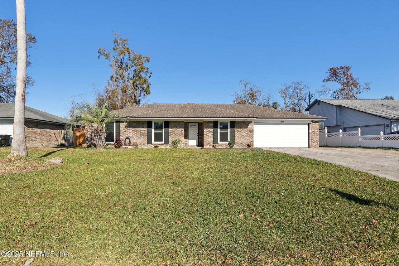 1854 Lakotna Dr - Photo 2 of 42