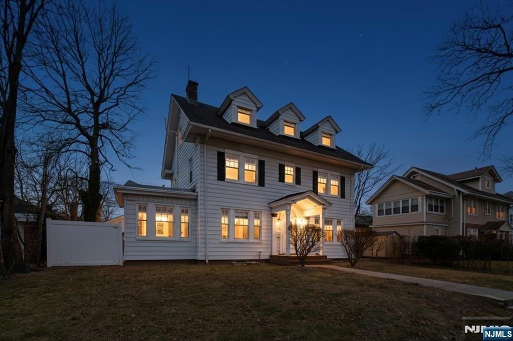 14 Vassar Ave - Photo 4 of 29