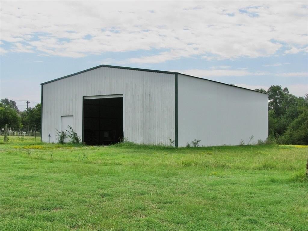 2191 Dr Sanders Rd - Photo 6 of 17