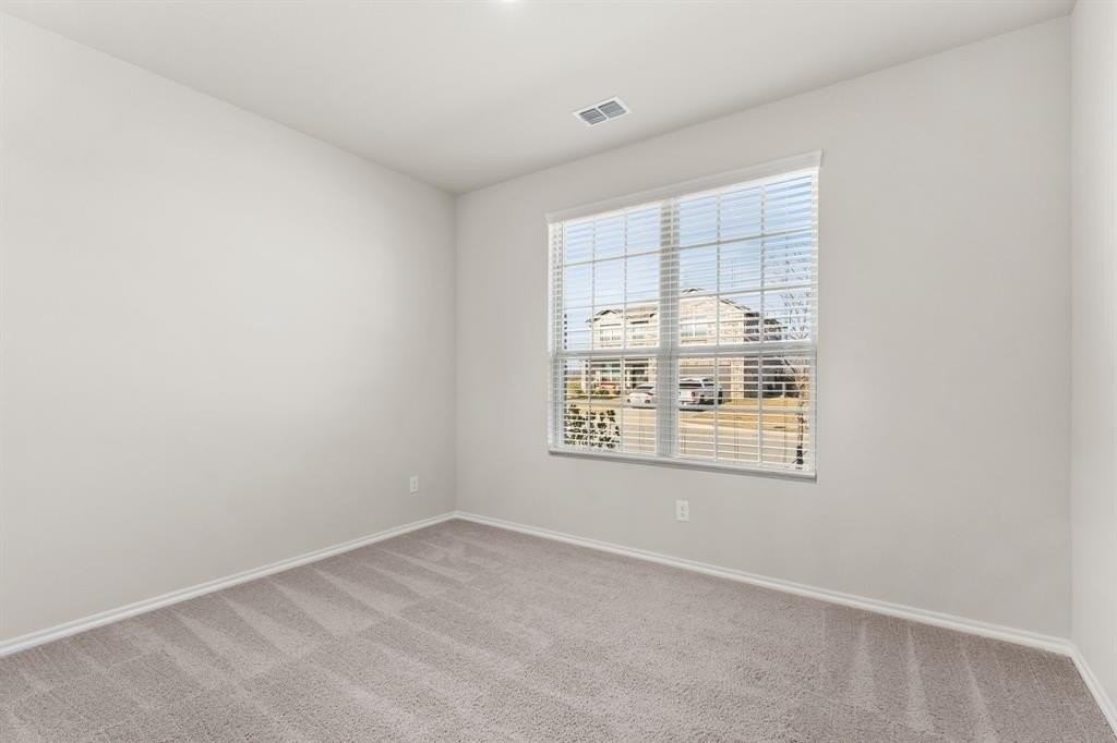 971 Hurstwood Dr - Photo 6 of 27