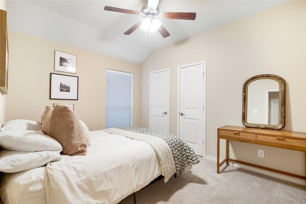 708 Guthrie Ln - Photo 7 of 23