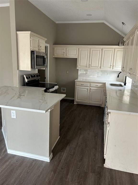 6550 Trammel Dr - Photo 3 of 30