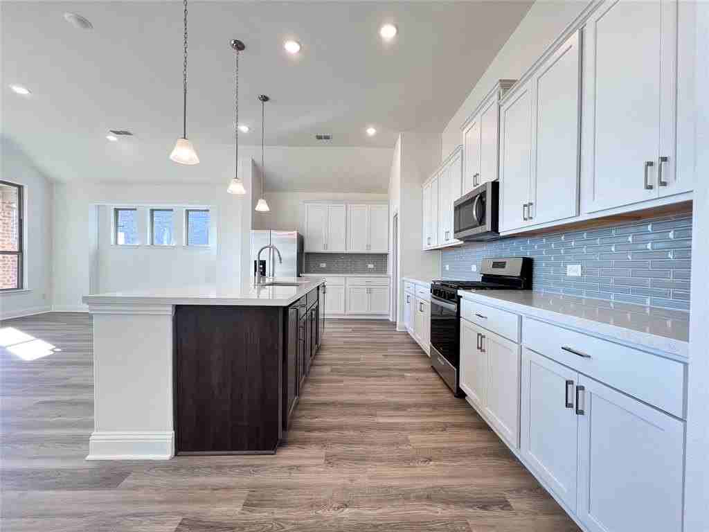 1713 Willowhurst Ln - Photo 4 of 12