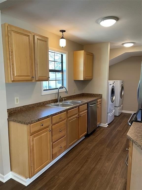 1509 Mitchell Dr - Photo 3 of 9