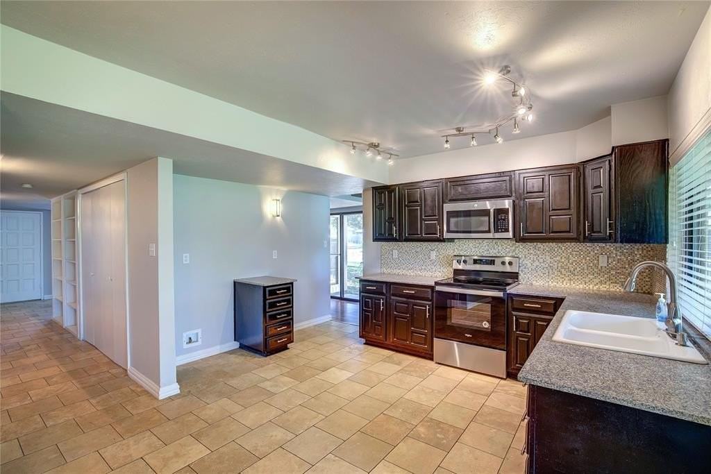 4232 Sweetgum Way - Photo 2 of 23