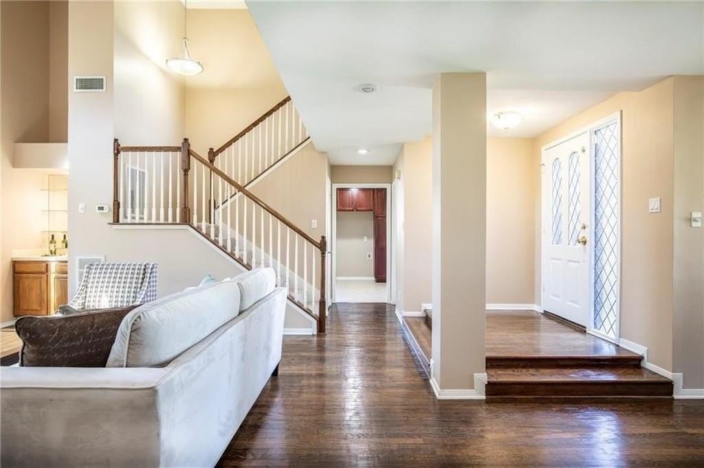 4428 Emerson Dr - Photo 6 of 27