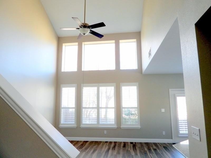 3001 Woodmill Dr - Photo 4 of 15