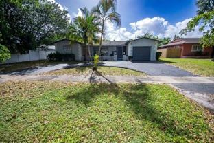 5320 Taylor St - Photo 1 of 1