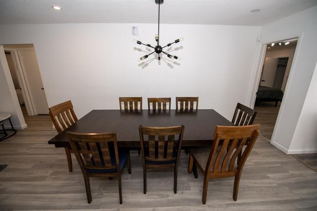 5320 Taylor St - Photo 5 of 29