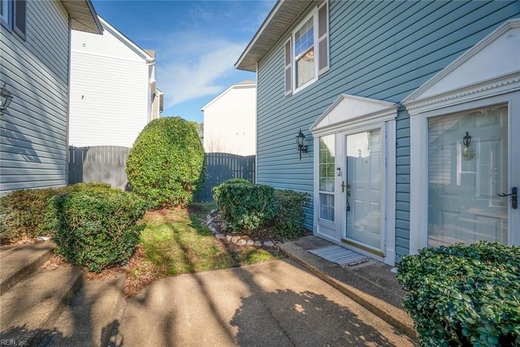 3430 Marabou Ln - Photo 4 of 27