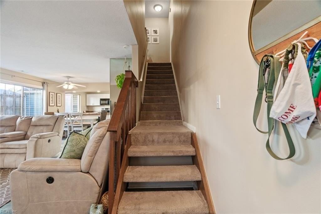 3430 Marabou Ln - Photo 6 of 27