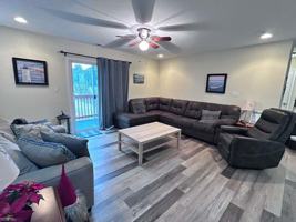 featured image of 9573 6th Bay St