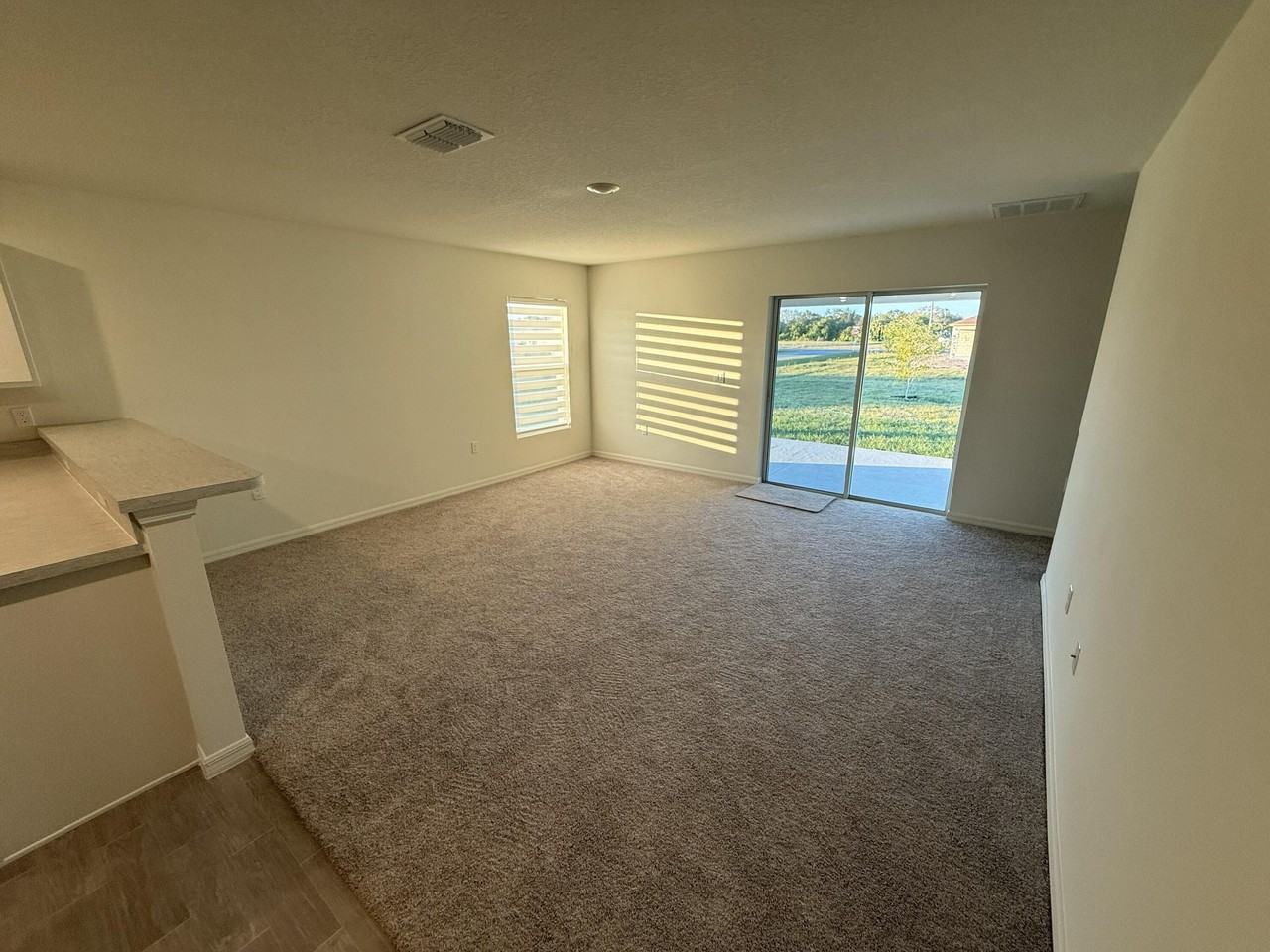 414 Nw 12th St - Photo 3 of 12