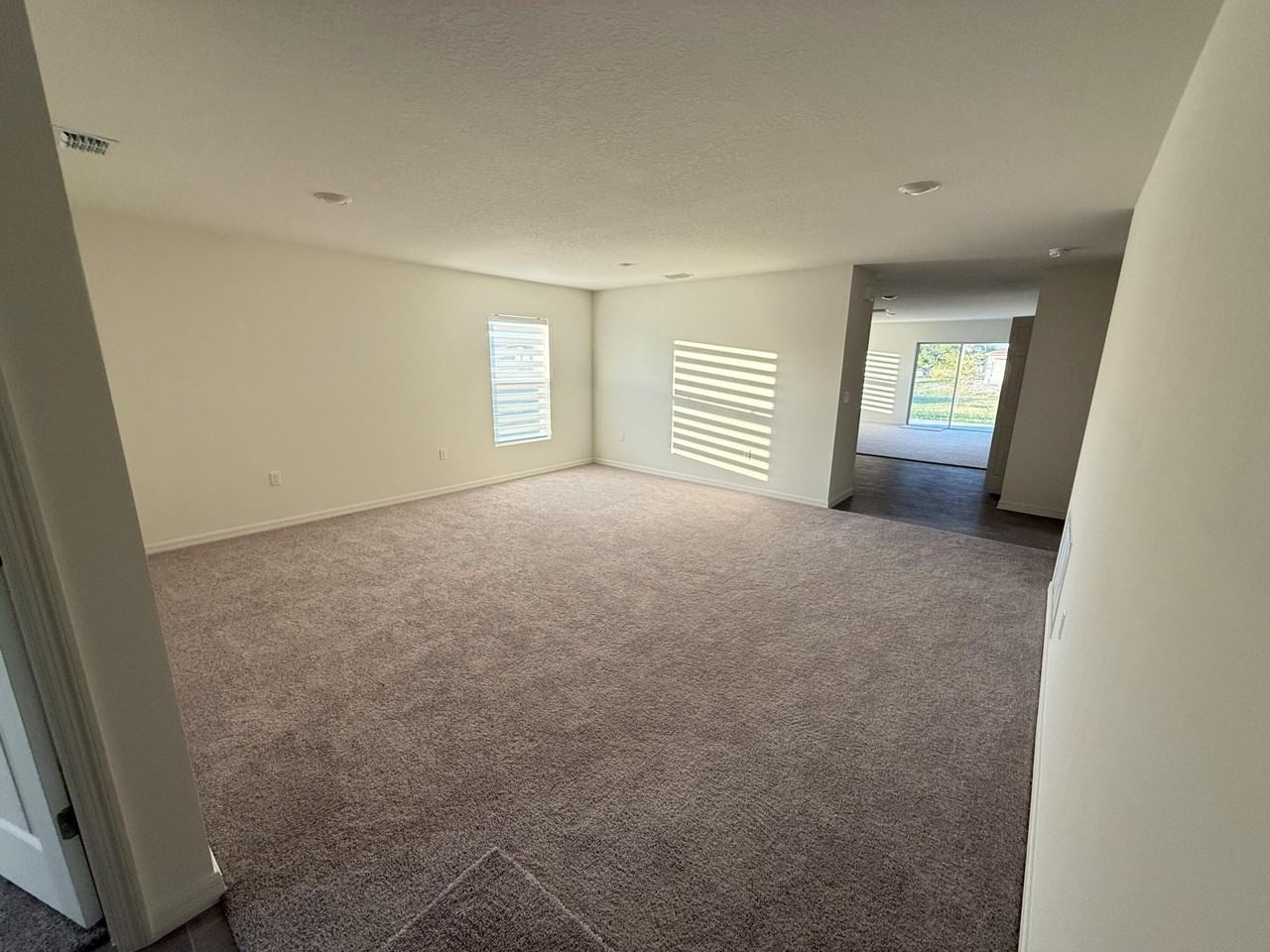 414 Nw 12th St - Photo 7 of 12