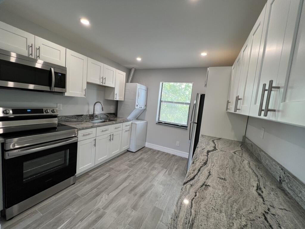 1319 Douglass Ave #101 - Photo 6 of 16