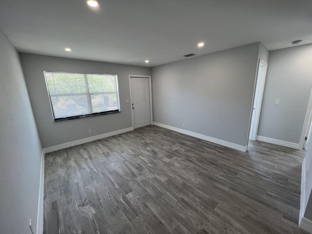 1319 Douglass Ave #101 - Photo 7 of 16