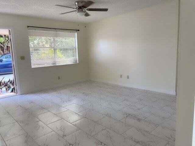 1369 Sunset Rd - Photo 3 of 6