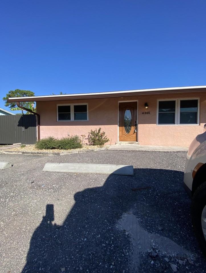 4365 Edward Rd - Photo 2 of 8