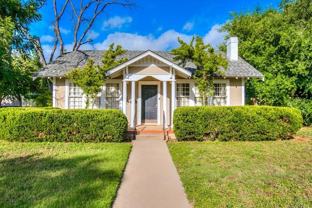 321 S Adams St - Photo 1 of 1