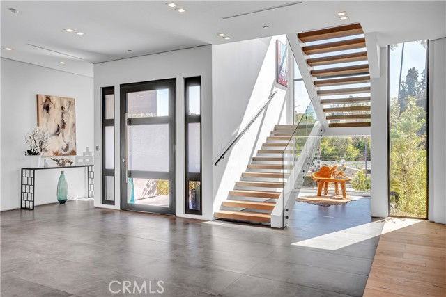 19333 Rosita St - Photo 2 of 8