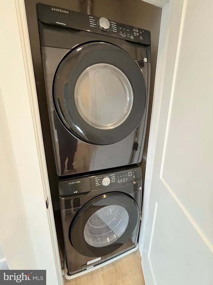 2385 Rhode Island Ave Ne Apt 21 #21 - Photo 7 of 16