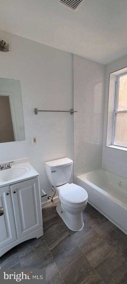 1321 E Biddle St - Photo 6 of 12