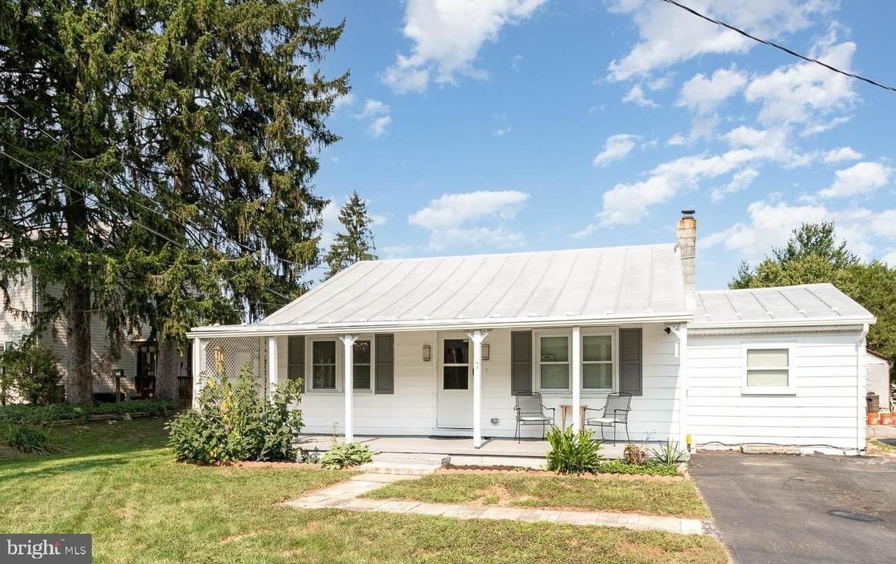 7 Orange St - Photo 2 of 5