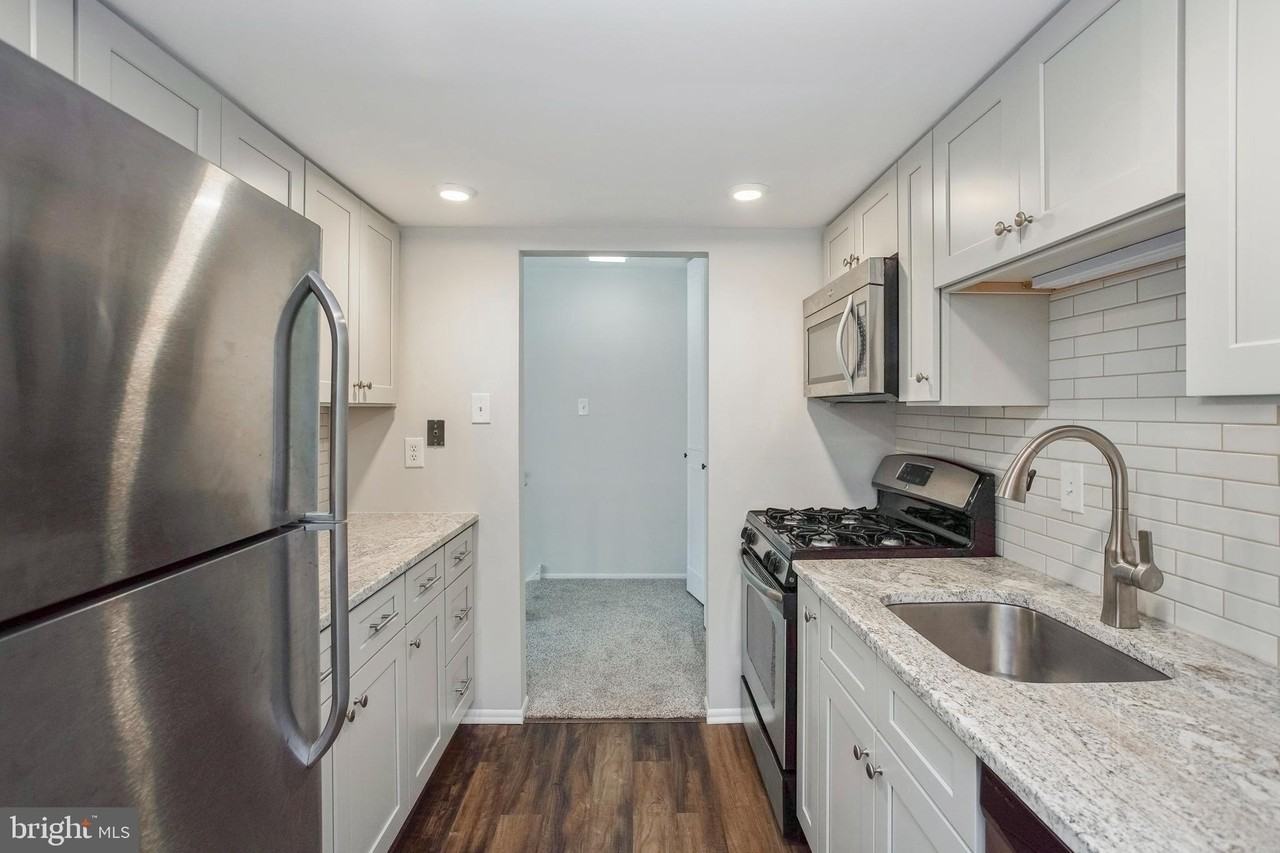 58 Old Forge Xing - Photo 3 of 23