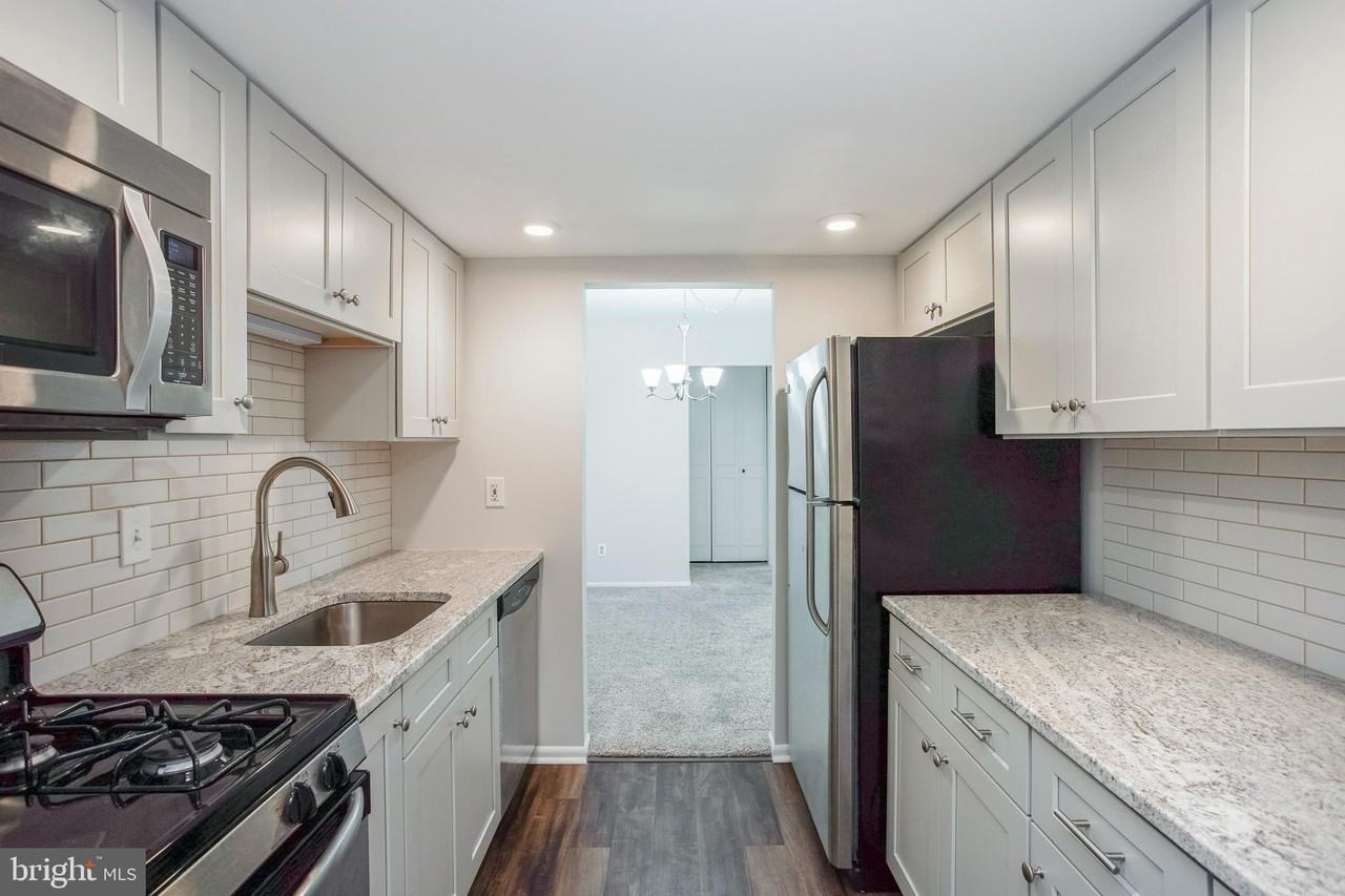 58 Old Forge Xing - Photo 4 of 23