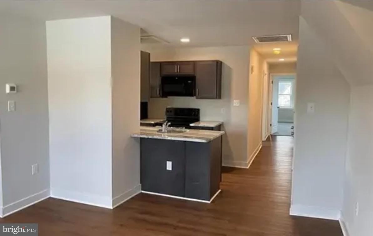 207 South Ave Unit 3 #3 - Photo 4 of 7