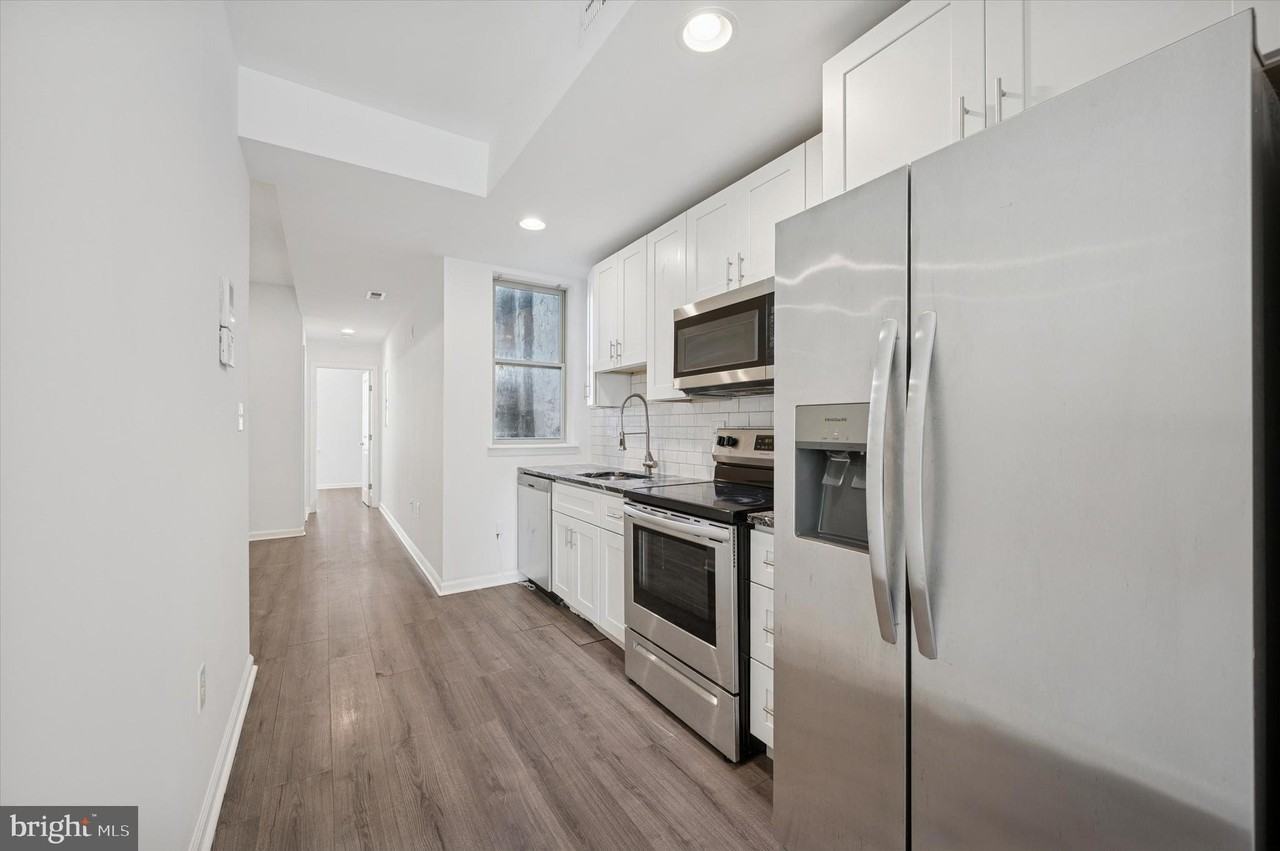 4131 Cambridge St Unit 2 #2 - Photo 6 of 18