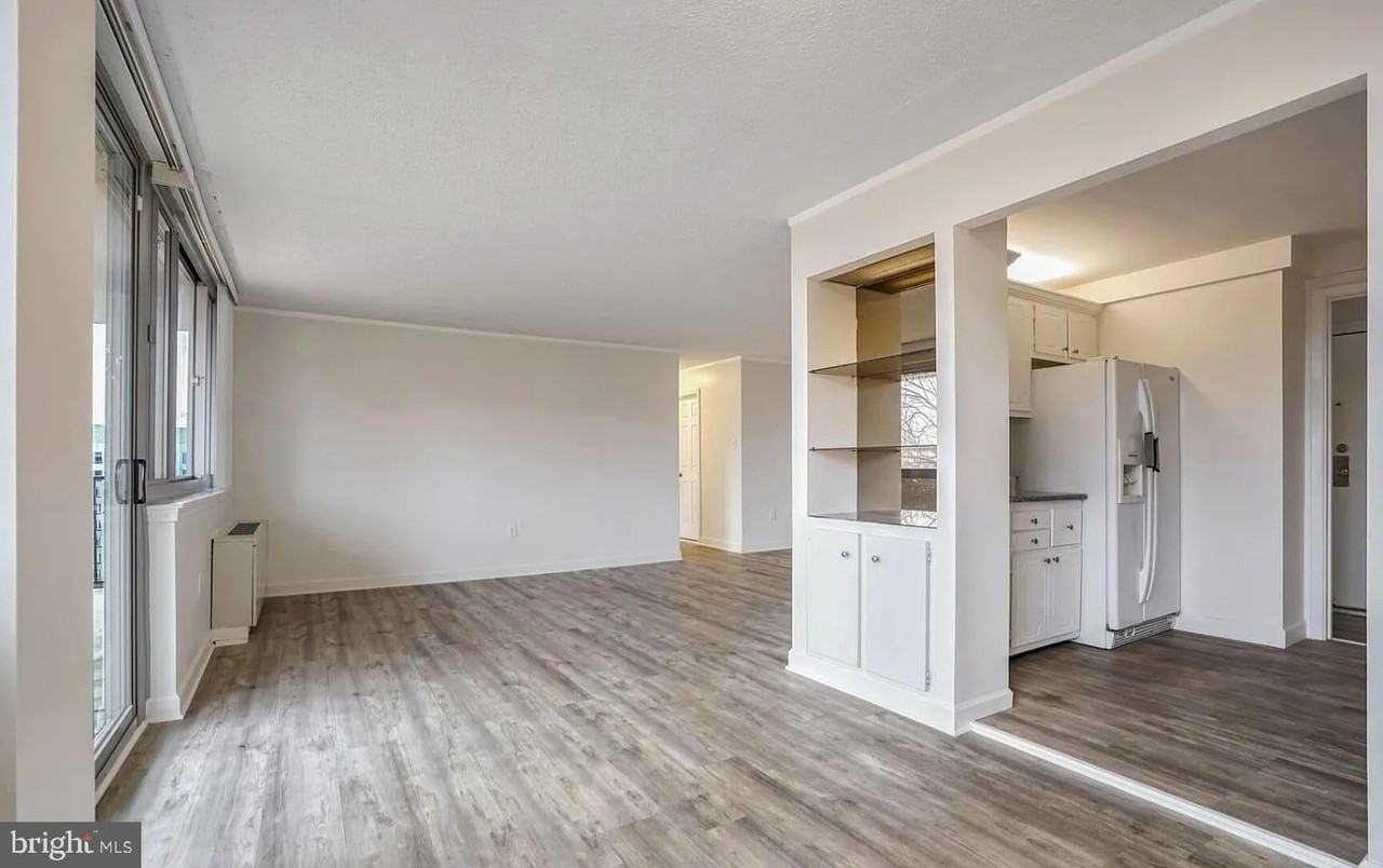 5353 Columbia Pike Apt 602 #602 - Photo 7 of 17