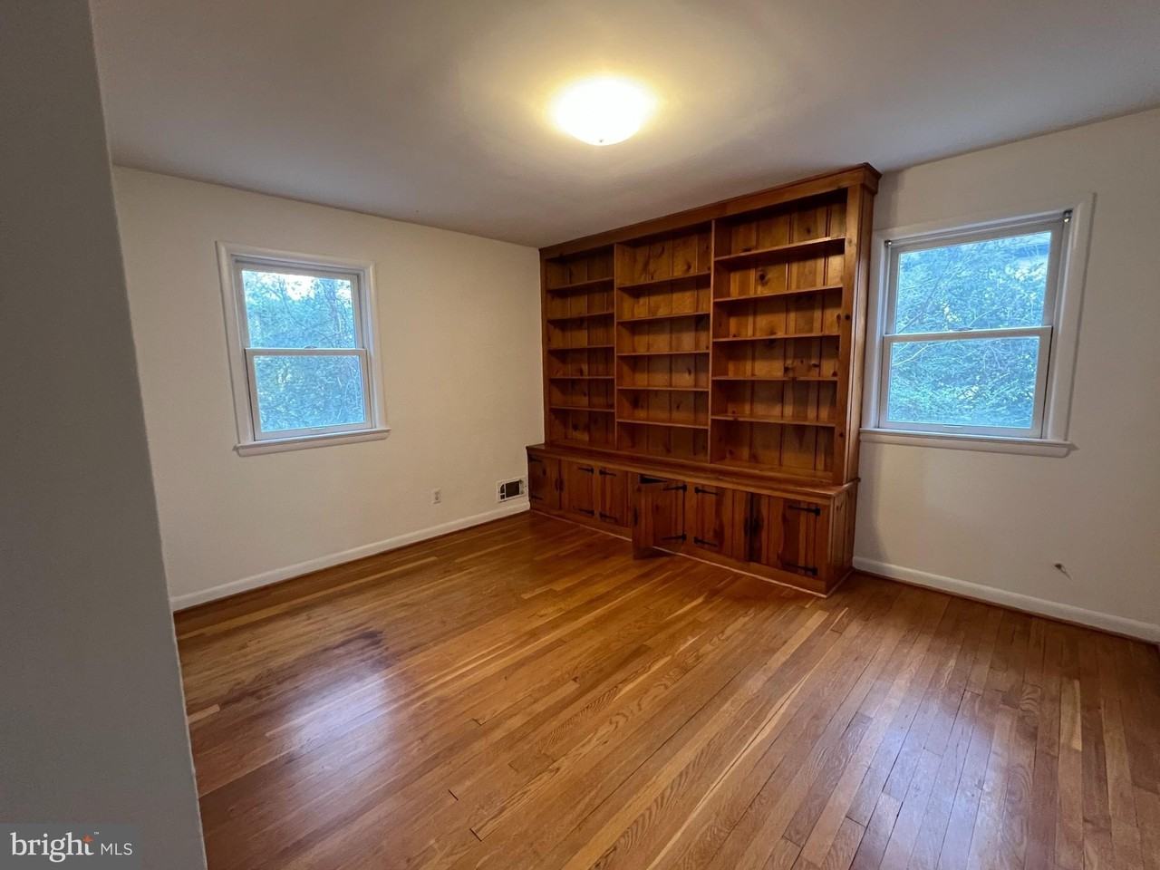 1716 Macon St - Photo 5 of 8