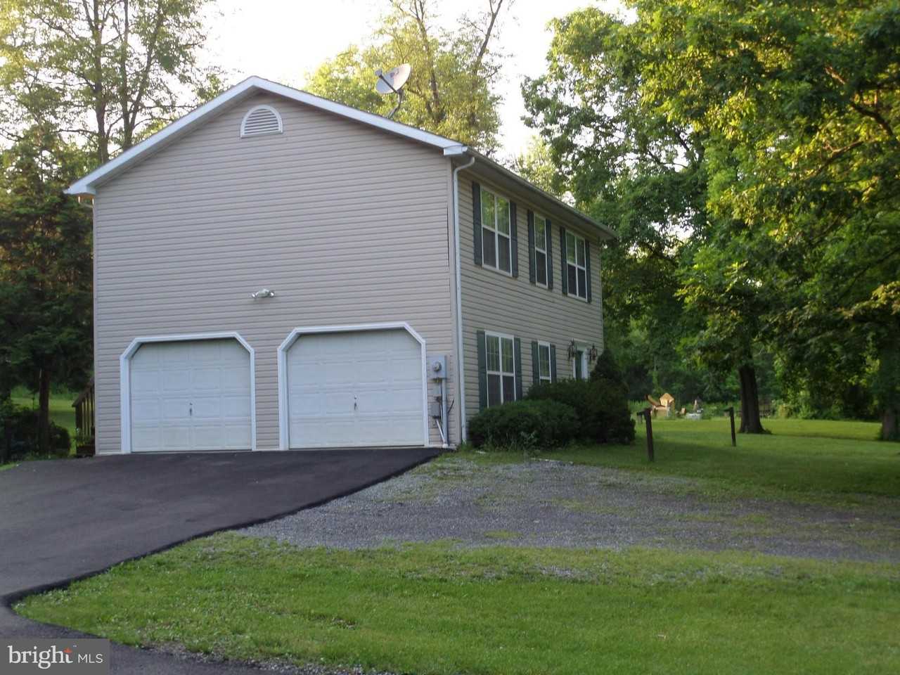 279 Saint Andrews Dr - Photo 2 of 17