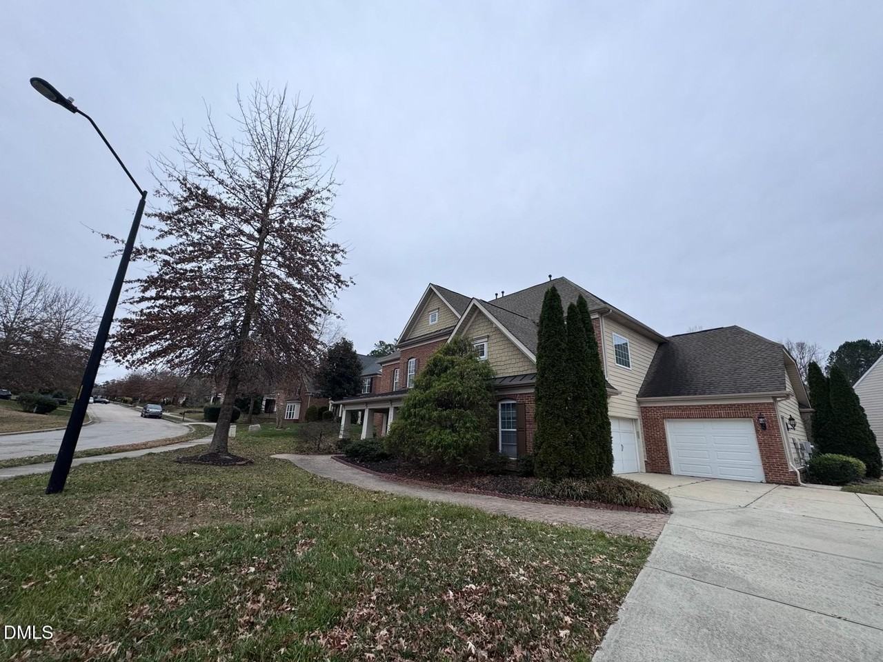 101 Stanza Ct - Photo 2 of 31